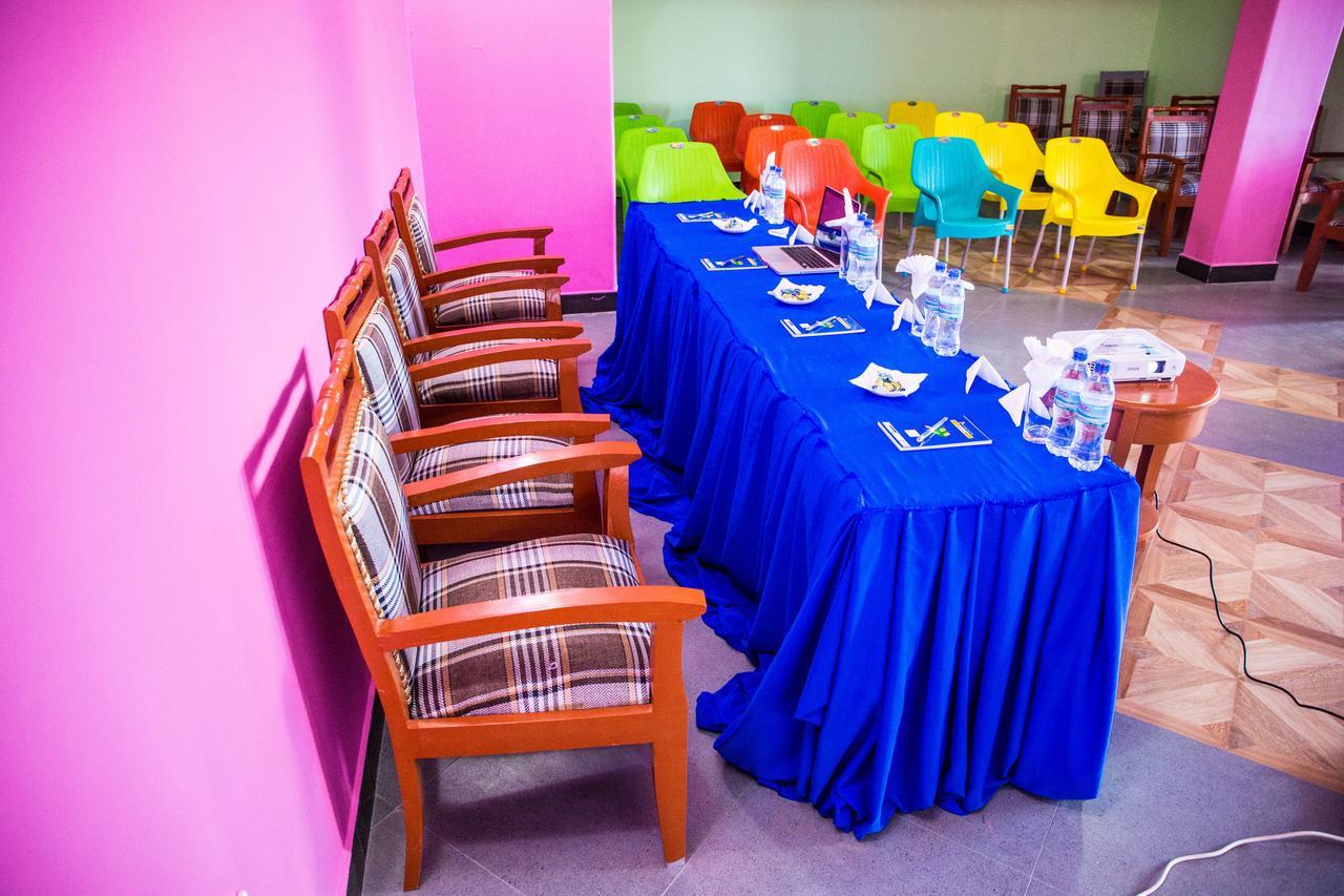 Bl Airport Hotel Dar es Salaam Exterior photo